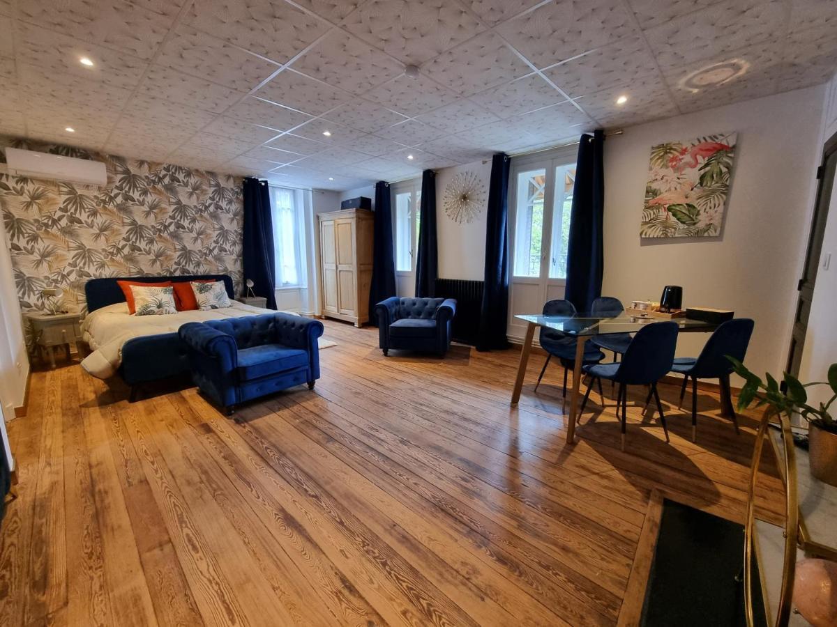 Le Manoir- Cluny B&B 외부 사진