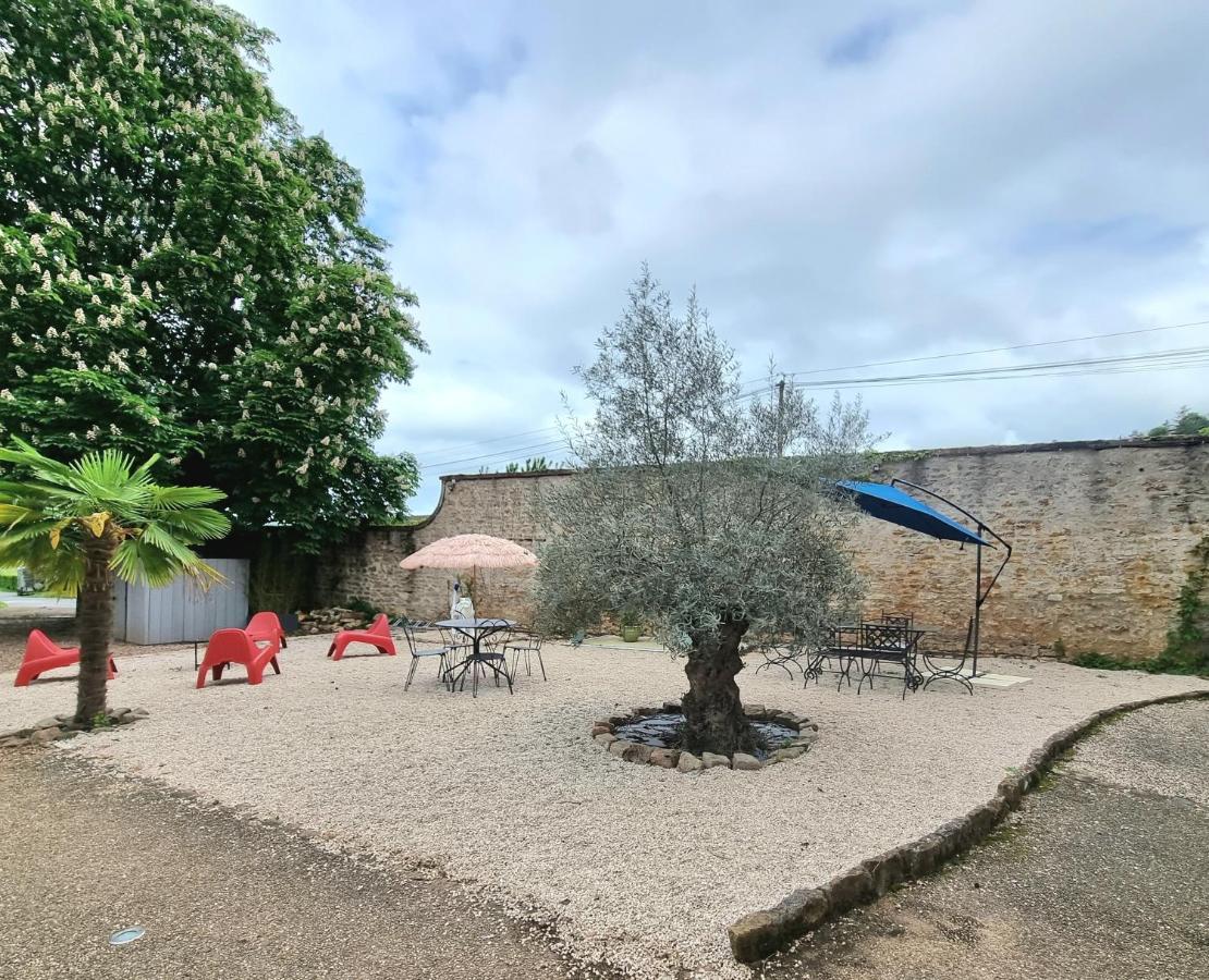 Le Manoir- Cluny B&B 외부 사진
