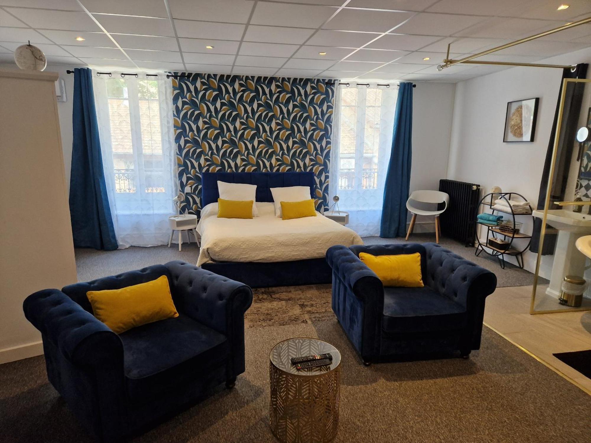 Le Manoir- Cluny B&B 외부 사진